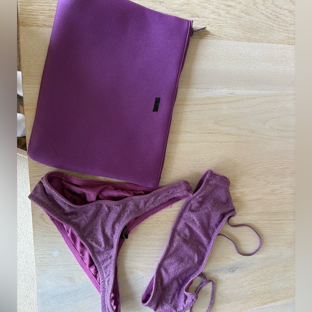 PURPLE TRIANGL BIKINI SET!! super good condition & comes with bag!